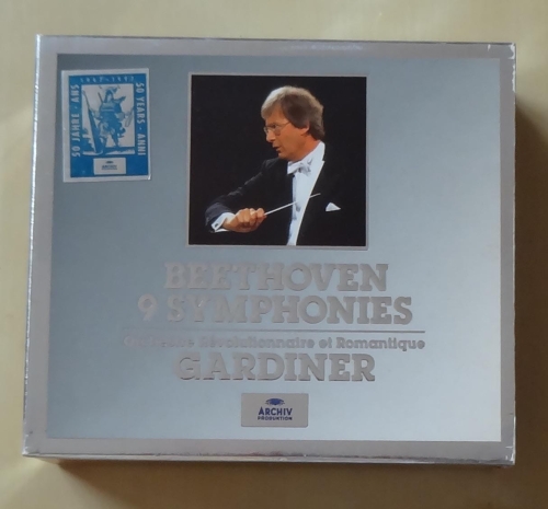 Beethoven 9 Symphonies, Orchestre Revolutionnaire et Romantique, Gardiner.jpg