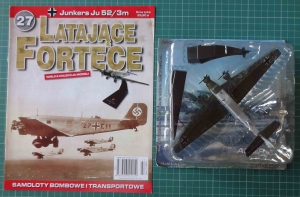 Junkers Ju 52/3m, Latające Fortece 27