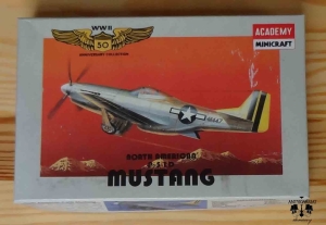 North American P-51 D Mustang, 1/144 Scale, Academy 4417, model plastikowy