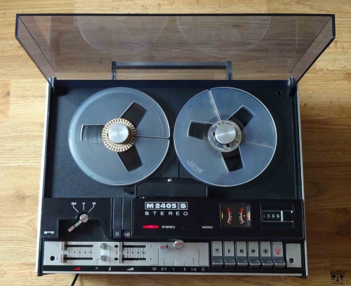 Magnetofon Unitra M 2405S.jpg
