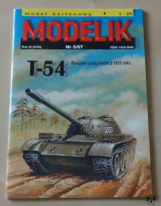 T-54 sowiecki czołg średni z 1953 roku, skala 1:25, Modelik 5/07, model kartonowy