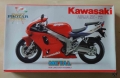 Kawasaki Ninja ZX-7R, scale 1:9, Swift Protar Model 13286, model plastikowy.jpg